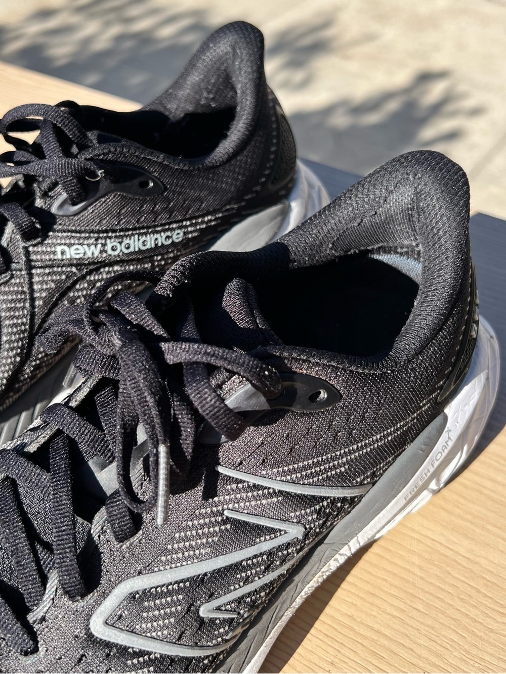 New Balance Women's 860 Fresh Foam Running Shoes Size 9 - Picture 5 of 7